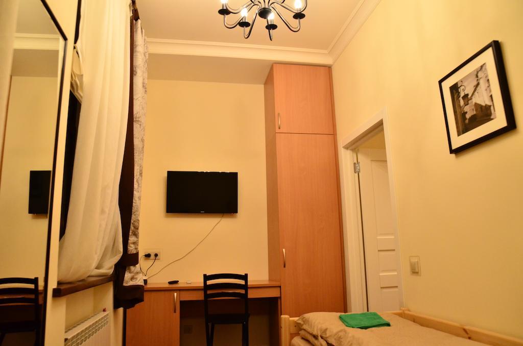 Belokorichi Hotel Kyiv Exterior photo