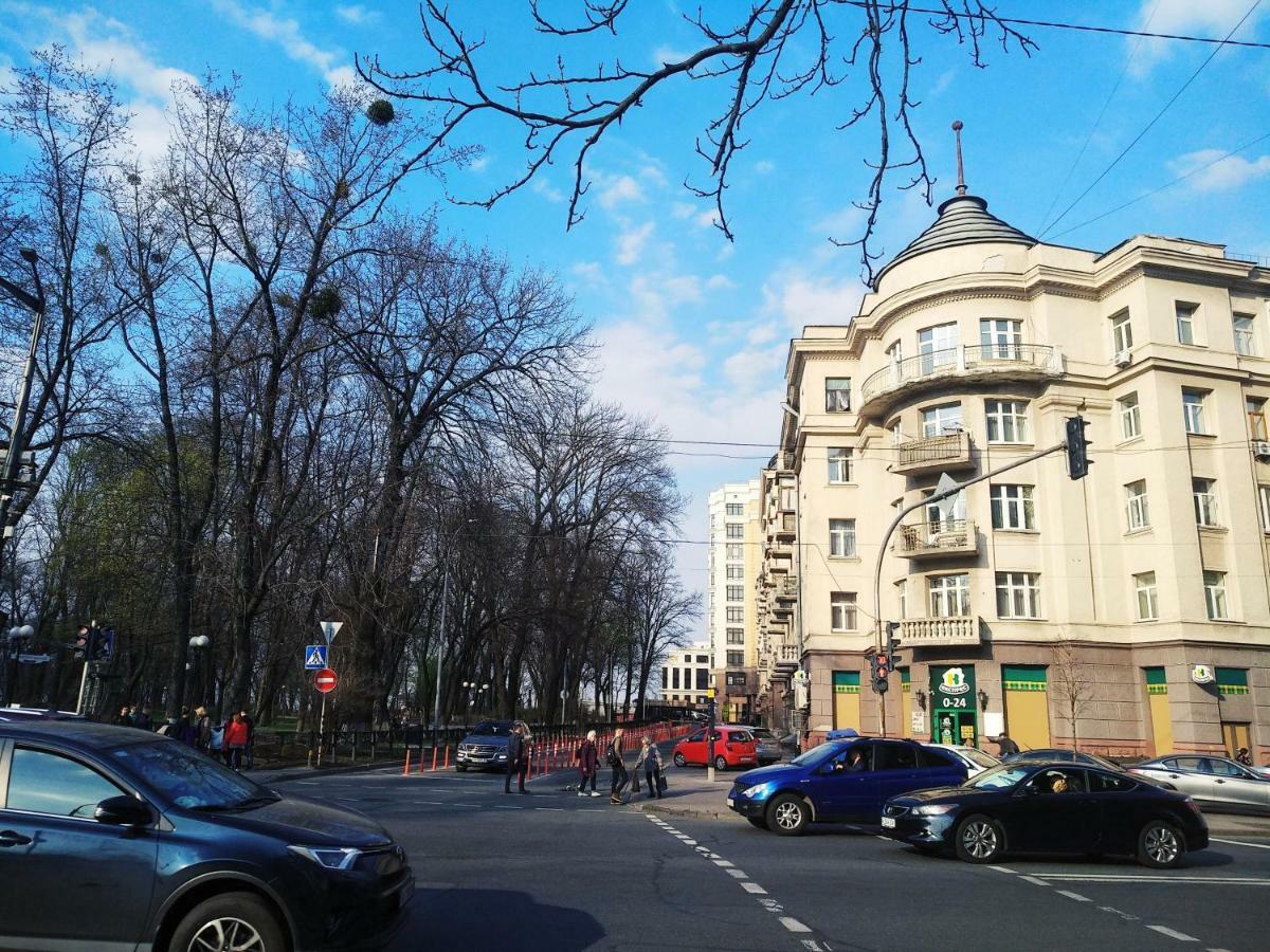 Belokorichi Hotel Kyiv Exterior photo